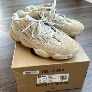Yeezy 500 Desert Rat Blush Size 6